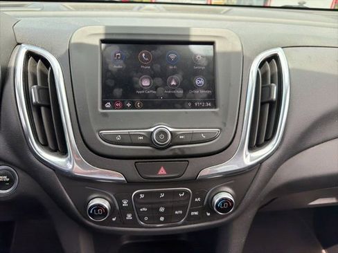 Used 2020 Chevrolet Equinox LT AWD/4WD image 2