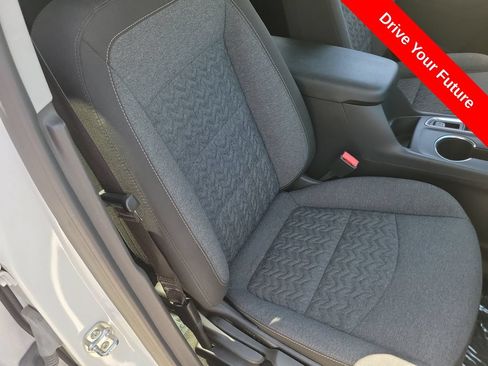 Used 2024 Chevrolet Equinox LT AWD/4WD image 18