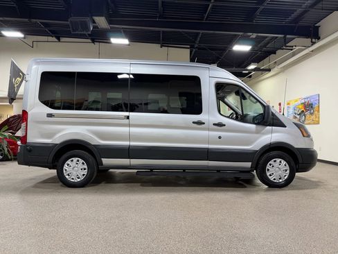 Used 2015 Ford Transit 250 148 Medium Roof image 5