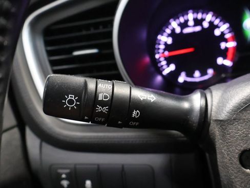 Used 2015 Kia Optima SX image 32