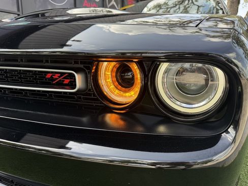 Used 2019 Dodge Challenger R/T w/ Cold Weather Group RWD image 10