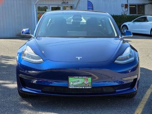 Used 2020 Tesla Model 3 Standard Range Plus image 3
