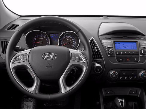 Used 2014 Hyundai Tucson SE AWD/4WD image 9