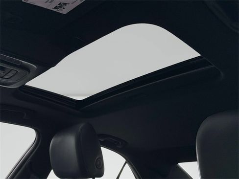 Used 2025 Cadillac CT4 Premium Luxury image 15