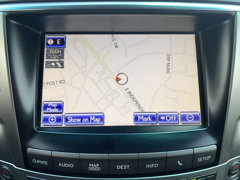 Used 2015 Lexus LX 570 4WD w/ Luxury Package image 24