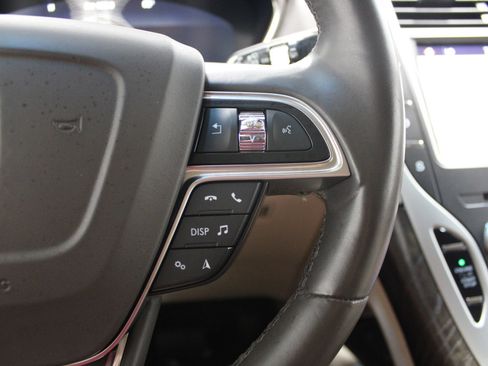 Used 2019 Lincoln Nautilus Reserve AWD/4WD image 41