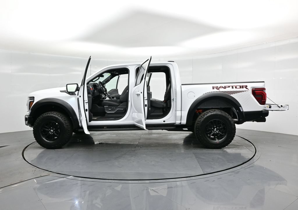 Used 2025 Ford F150 Raptor AWD/4WD image 38
