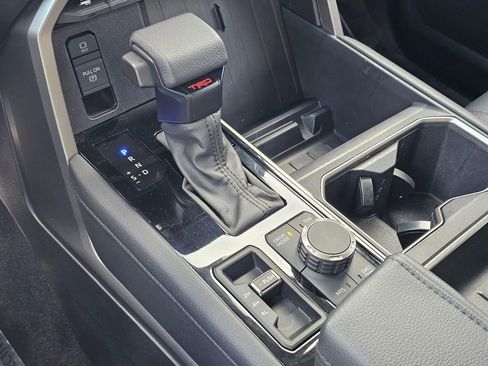 Used 2024 Toyota Tundra Limited w/ TRD Off-Road Package image 32