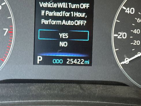 Used 2023 Toyota Corolla SE FWD image 3
