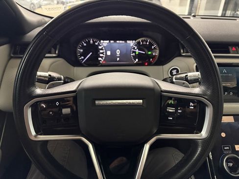 Used 2022 Land Rover Range Rover Velar R-Dynamic S image 11