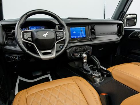 Used 2022 Ford Bronco Big Bend image 38