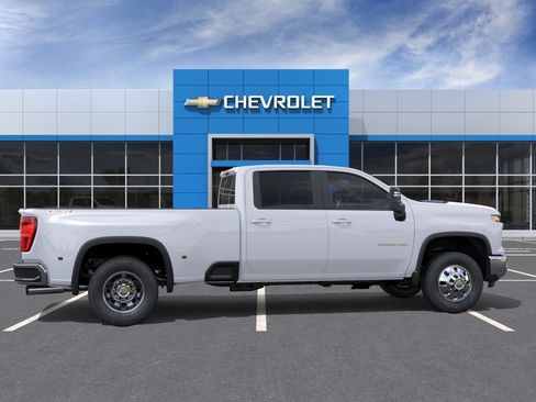 New 2026 Chevrolet Silverado 3500 LT AWD/4WD image 5