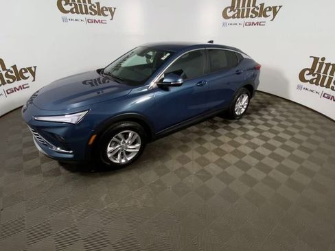 Used 2024 Buick Envista Preferred w/ Convenience I Package image 4