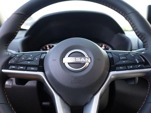 Certified 2025 Nissan Altima 2.5 SR w/ SR Premium Package FWD image 9