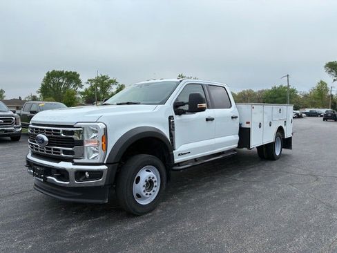 Used 2024 Ford F550 4x4 Crew Cab Super Duty w/ XLT Value Package image 1