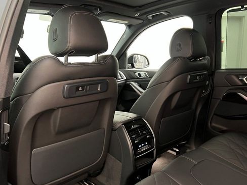 Used 2023 BMW X5 xDrive40i w/ Executive Package AWD/4WD image 23