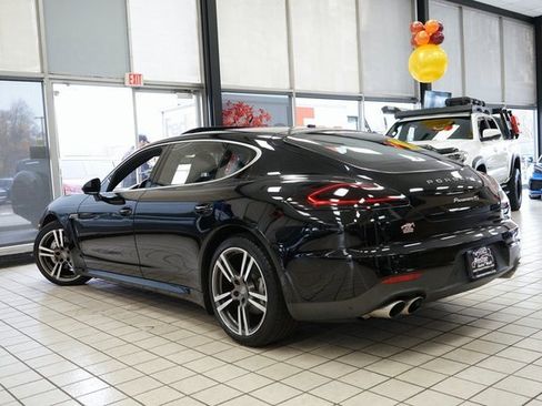Used 2014 Porsche Panamera 4S Executive w/ Sport Chrono Package image 4