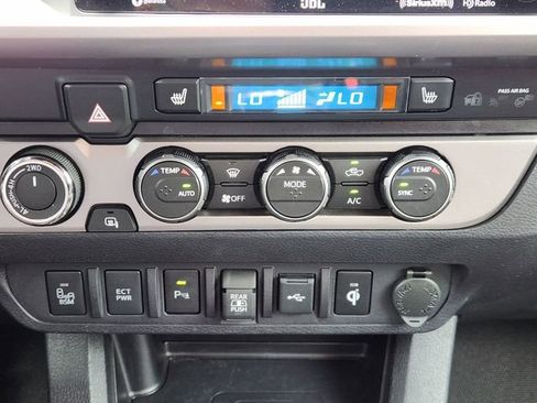 Certified 2023 Toyota Tacoma Limited w/ Nightshade Package image 15