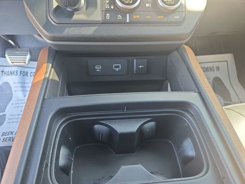 Used 2023 Land Rover Defender 130 X AWD/4WD image 9