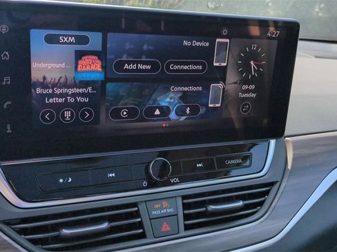 New 2025 Nissan Altima 2.5 SV w/ SV Special Edition Package image 15