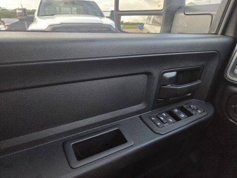 New 2026 RAM 3500 Tradesman AWD/4WD image 33