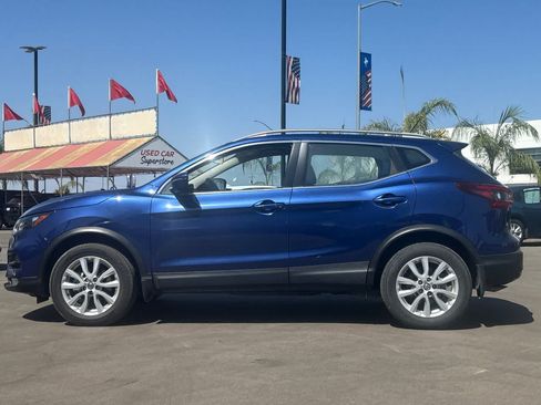 Used 2022 Nissan Rogue Sport SV FWD image 6