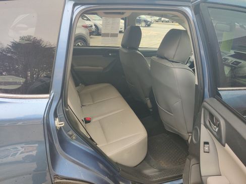 Used 2016 Subaru Forester 2.5i Touring image 15