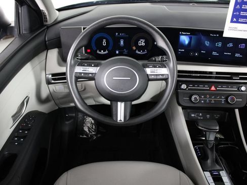 Certified 2026 Hyundai Tucson SE FWD image 8