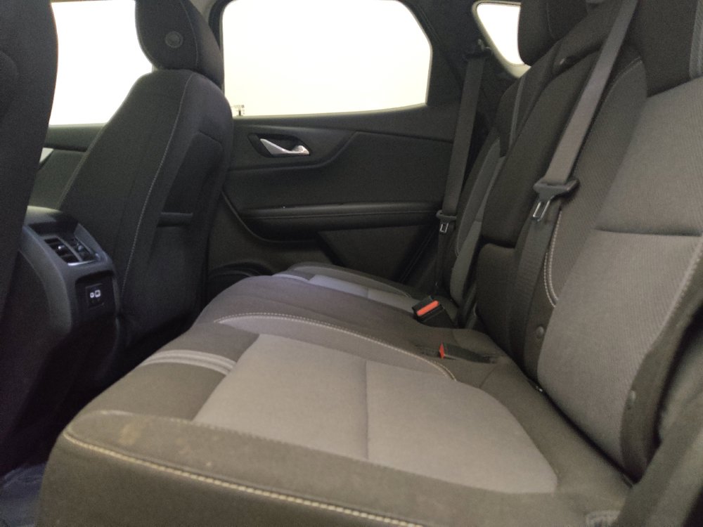 Used 2024 Chevrolet Blazer LT w/ Convenience Package FWD image 18