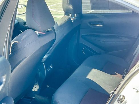 Used 2024 Toyota Corolla SE w/ SE Premium Package FWD image 19