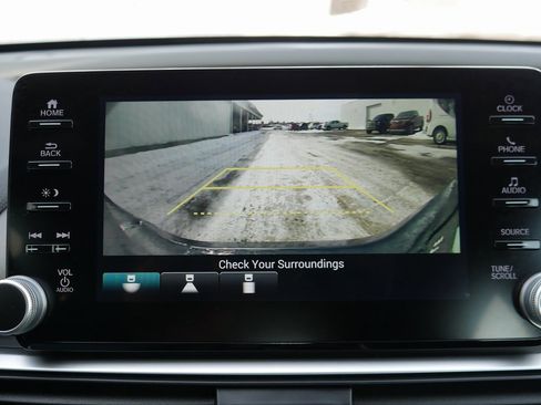 Used 2018 Honda Accord Sport image 17