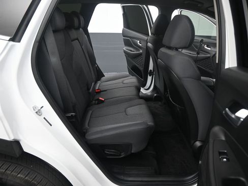Used 2023 Hyundai Santa Fe SEL FWD image 6