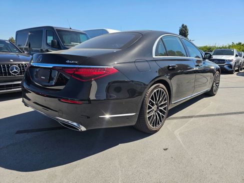 Used 2025 Mercedes-Benz S 580 4MATIC Sedan image 2