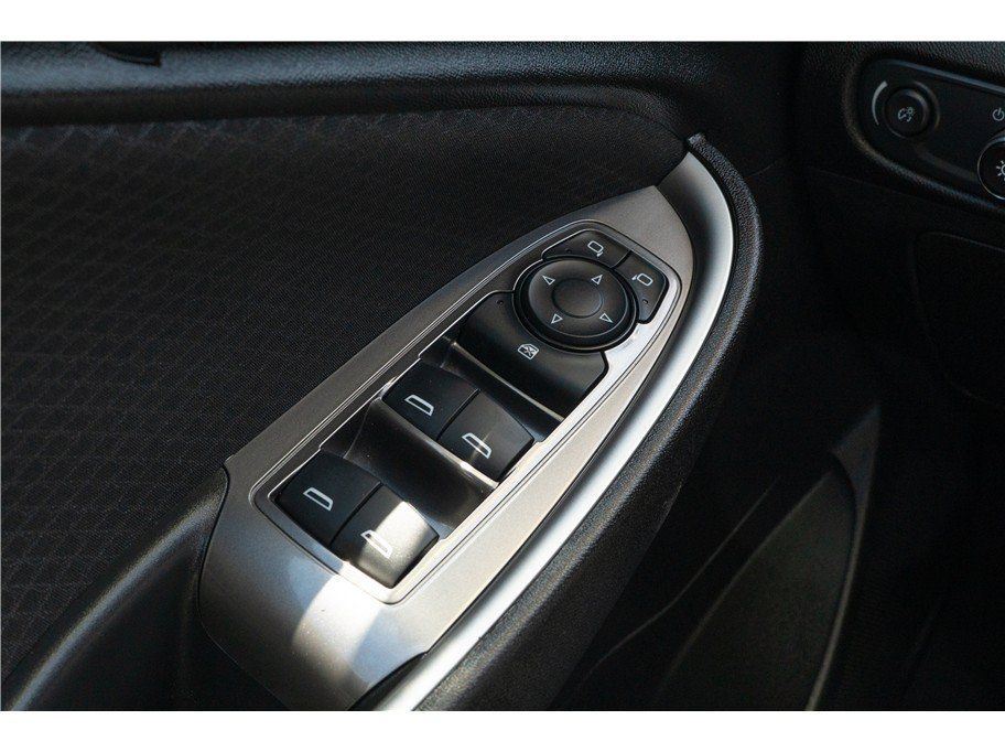 Used 2025 Chevrolet Malibu RS w/ LPO, Floor Liner Package FWD image 4