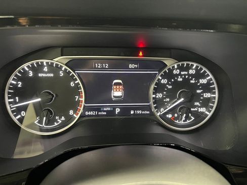 Used 2022 Nissan Pathfinder SL image 32