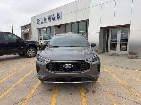 Used 2026 Ford Escape ST-Line AWD/4WD image 2