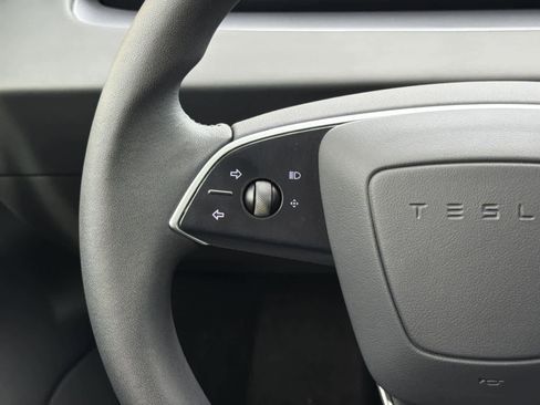 Used 2024 Tesla Model 3 Standard Range image 13