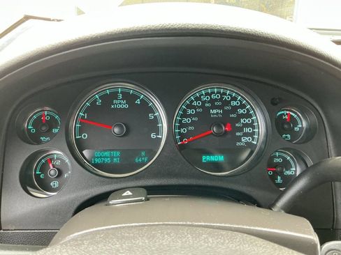 Used 2014 GMC Yukon SLT AWD/4WD image 15