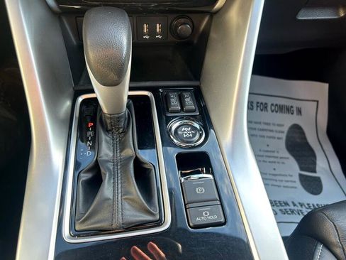 Used 2023 Mitsubishi Eclipse Cross SEL image 16