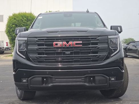 New 2026 GMC Sierra 1500 Elevation w/ Elevation Premium Package AWD/4WD image 19