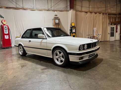Used 1987 BMW 325is Coupe RWD image 1