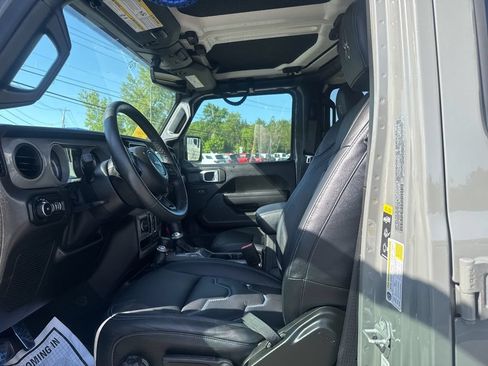 Used 2021 Jeep Wrangler Unlimited Sport AWD/4WD image 22