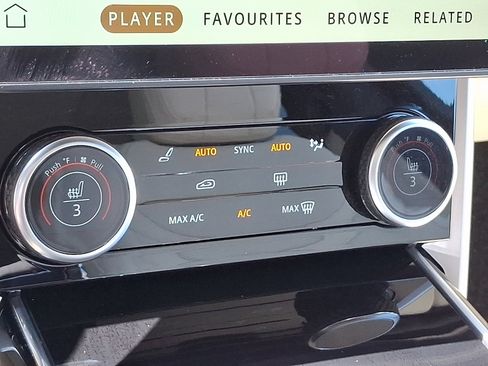 Certified 2023 Land Rover Range Rover SE image 25