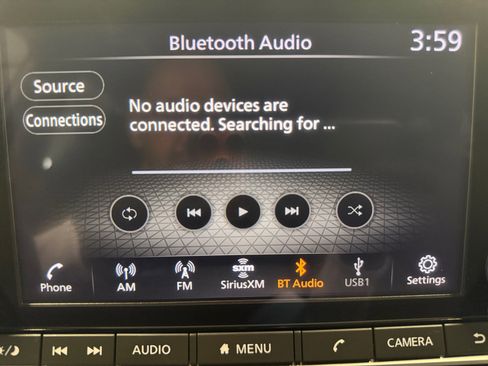 Used 2023 Nissan Rogue SV image 17