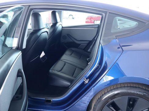 Used 2024 Tesla Model 3 Long Range RWD image 23