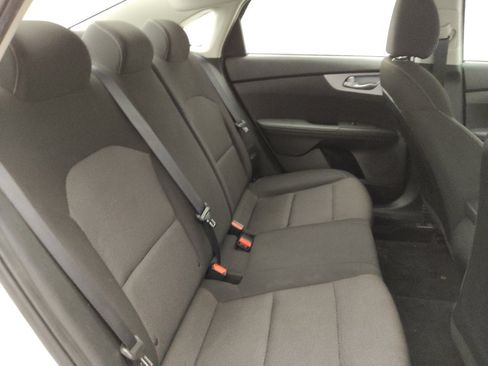 Used 2023 Kia Forte LXS w/ LXS Technology Package FWD image 19