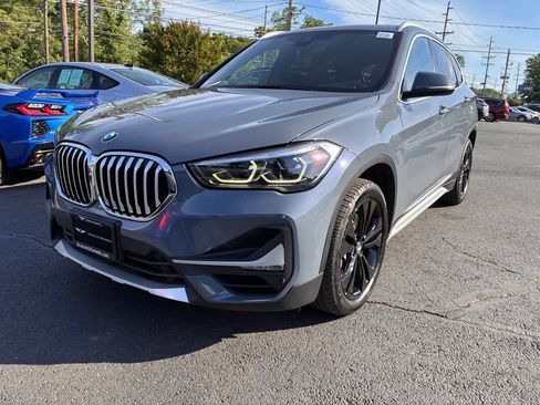 Used 2020 BMW X1 xDrive28i w/ Premium Package AWD/4WD image 3
