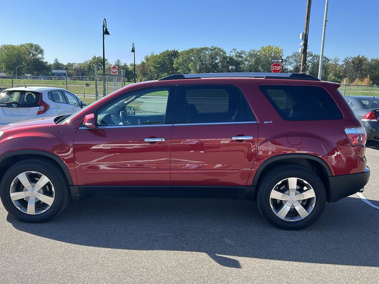 Used 2012 GMC Acadia SLT AWD/4WD image 8