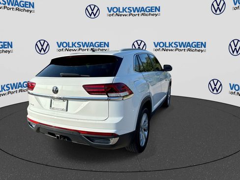 Used 2021 Volkswagen Atlas Cross Sport SEL FWD image 14