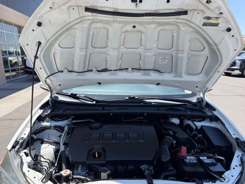 Used 2019 Toyota Corolla LE FWD image 22